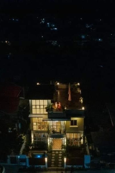 Rich-Vania Suites General Luna  Zewnętrze zdjęcie