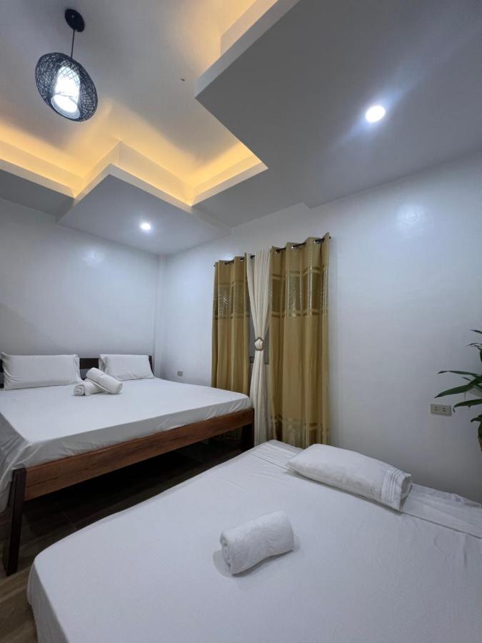 Rich-Vania Suites General Luna  Zewnętrze zdjęcie